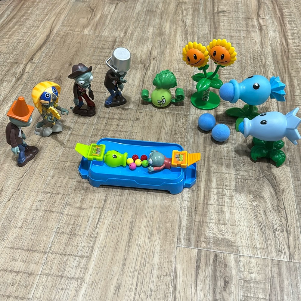 All for $30 Assorted Plants Vs. Zombies collectibles. Good as new.